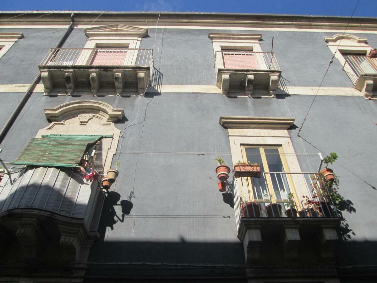 La Terrazza Di Rosy Apartment Catania Luaran gambar